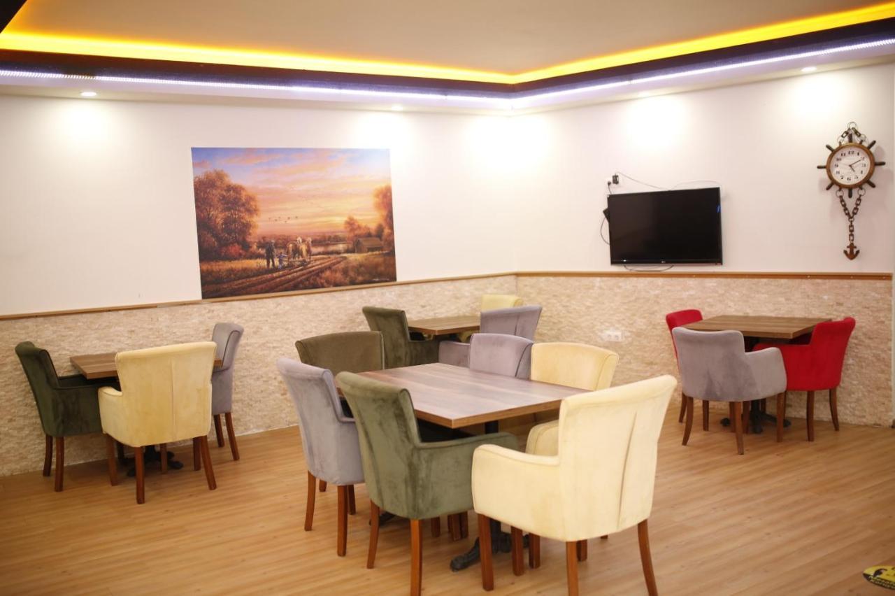 Oezhan Hotel Antalya Exterior photo