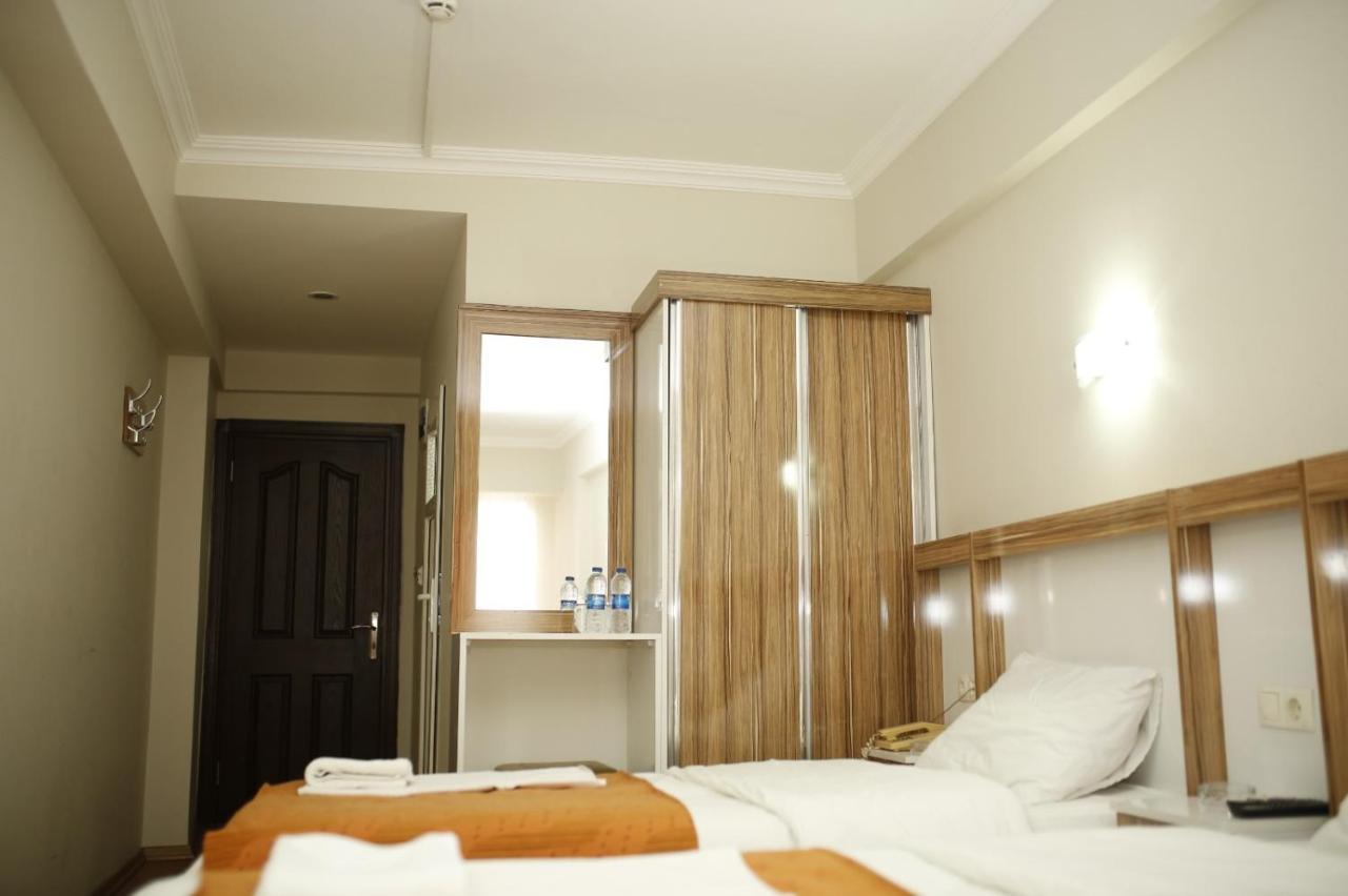 Oezhan Hotel Antalya Exterior photo