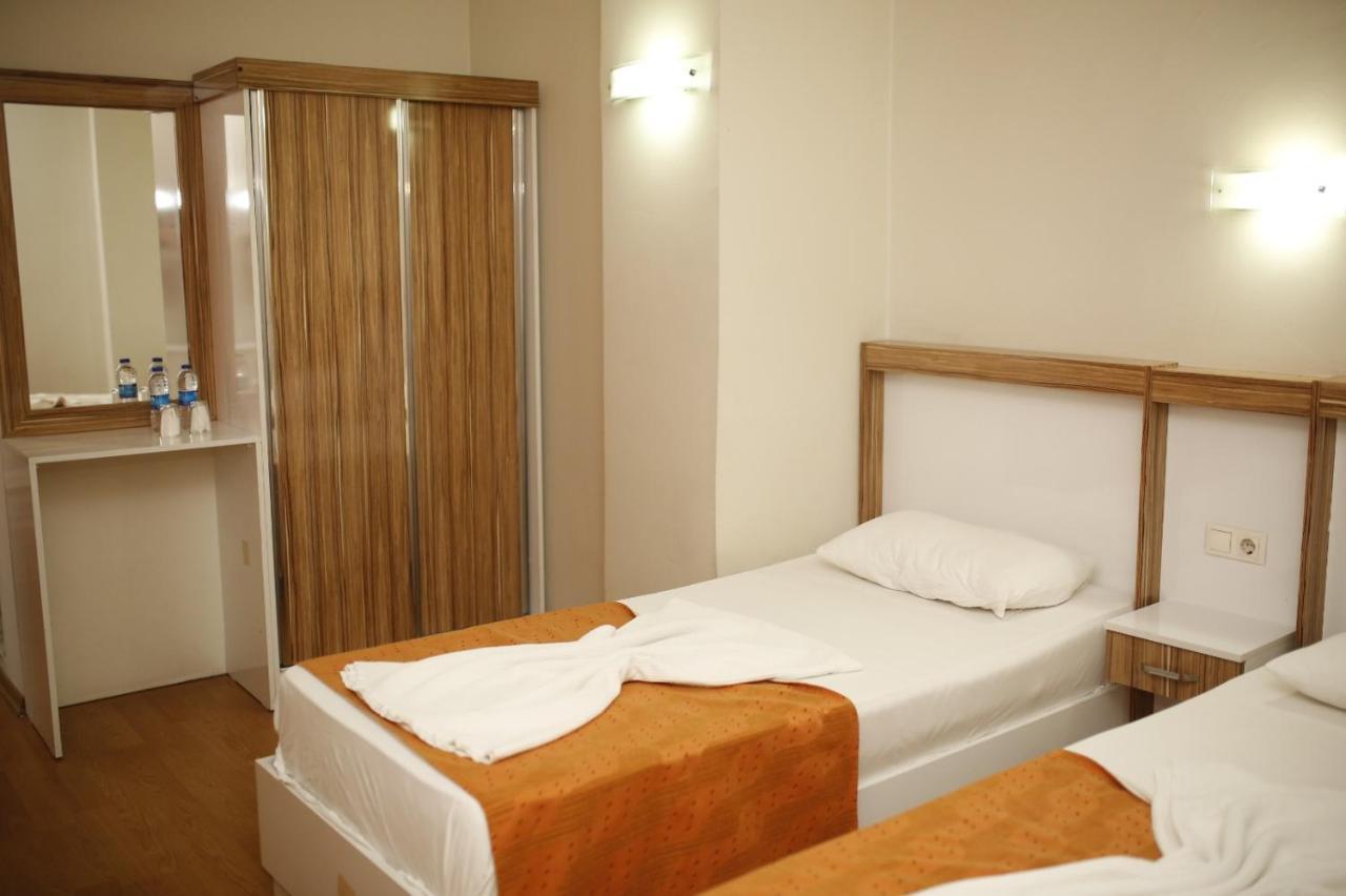 Oezhan Hotel Antalya Exterior photo